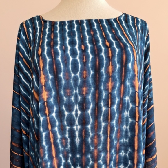 0105/ Dark Blue Navy Tie Dye Poncho, Oversized Top - Picture 7 of 8